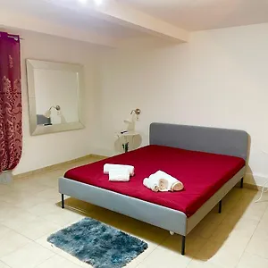 https://nunziahome.hotels-amalfi.com