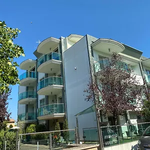 https://villa-flores.emilia-romagnahotels.net