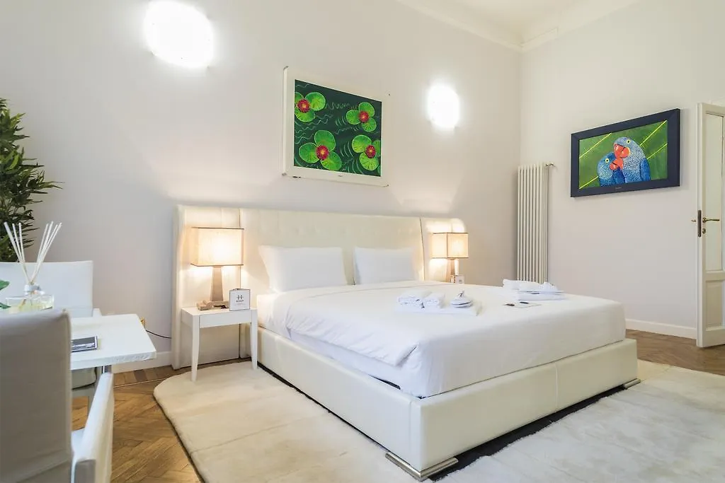 Hemeras Boutique Homes - Super Central Luxury Apartments Milán 0*,  Italia