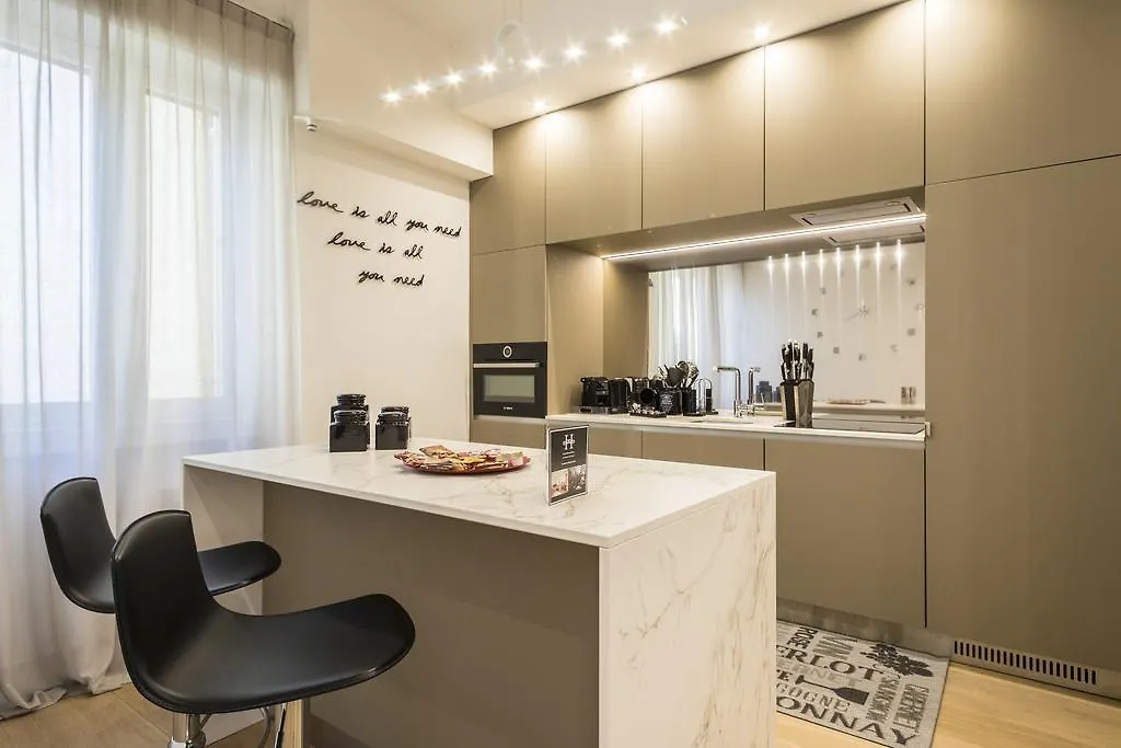 Hemeras Boutique Homes - Super Central Luxury Apartments Milan